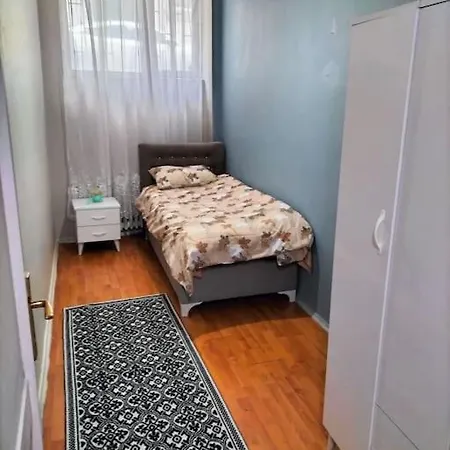 Ozcan Sisli 02 Apartment *